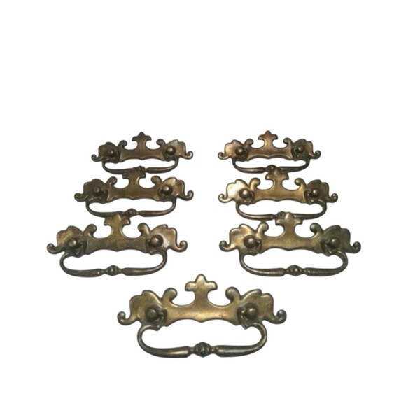 Lot Of 7 Vintage Antique Brass Cabinet Drawer Pulls Handles for Dresser Wardrobe - Picture 1 of 9